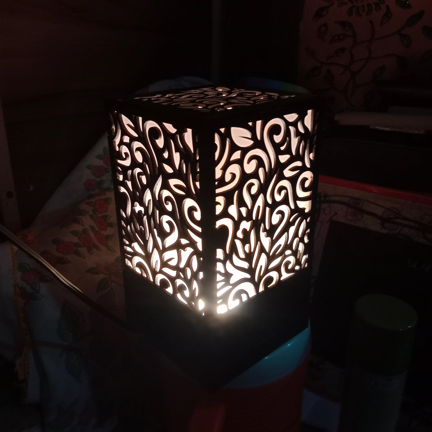 Wooden Table Lamp –