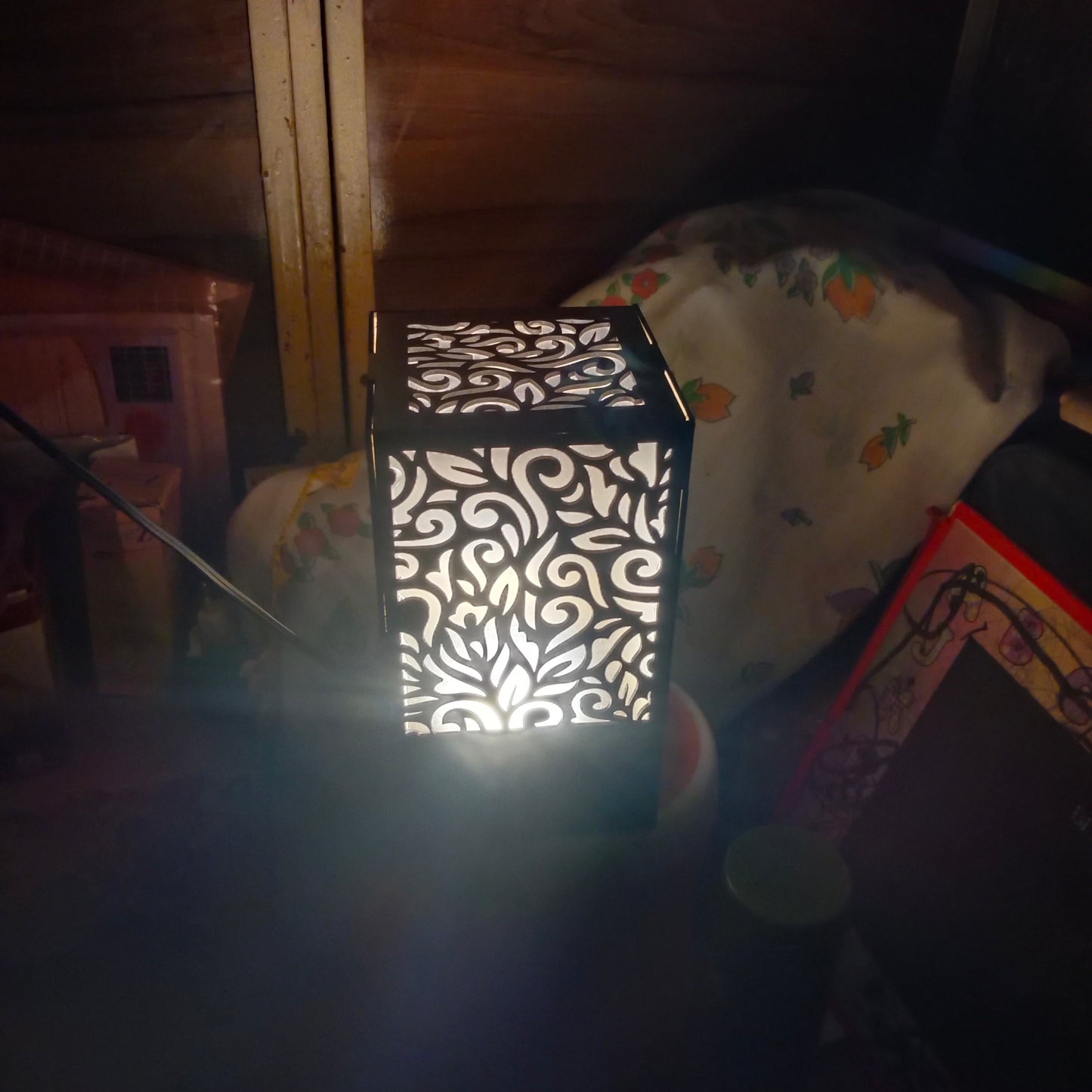 Wooden Table Lamp –